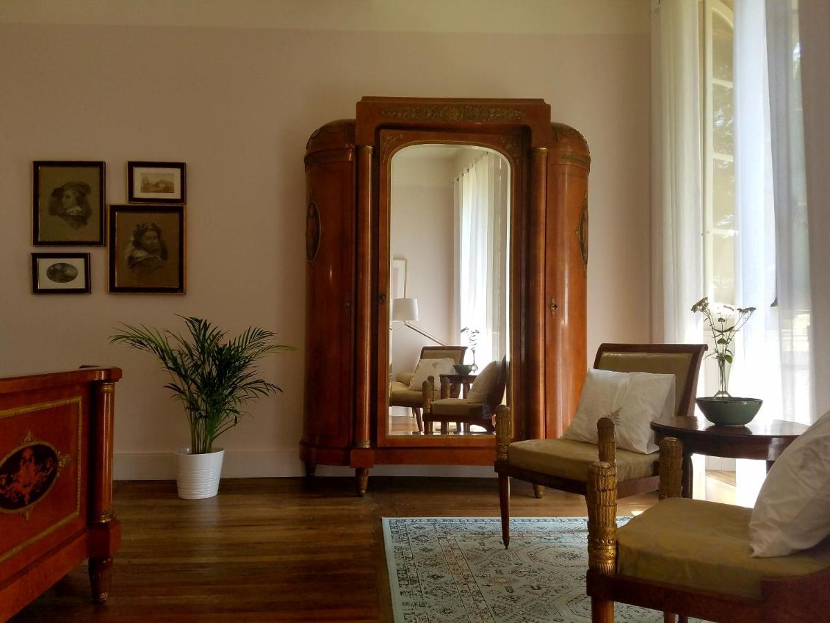 Oh, Le Chateau! Frühstückspension *